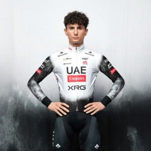 Heren UAE Team Emirates 2025 Pissei shirt met lange mouwen
